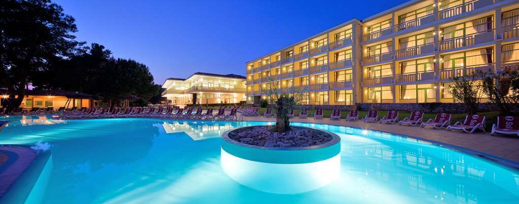 אומאג Hotel Aurora Plava Laguna מראה חיצוני תמונה